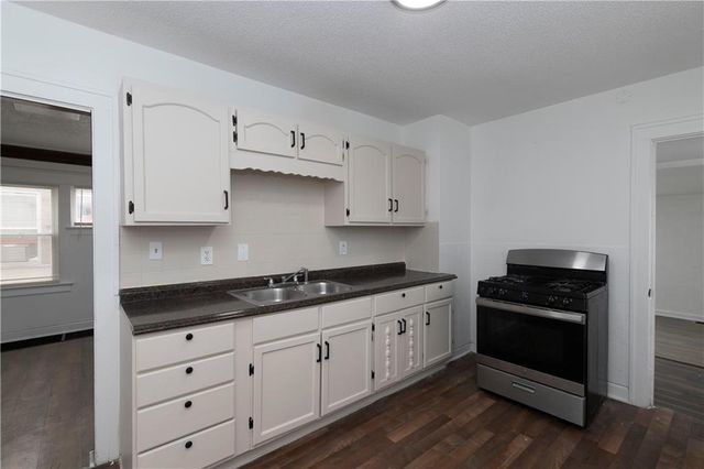 3717 Indiana Avenue, Kansas City, MO 64128