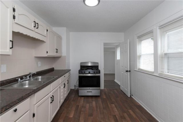 3717 Indiana Avenue, Kansas City, MO 64128