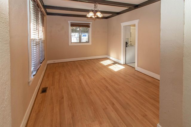 2804 W Mallon Ave, Spokane, WA 99204