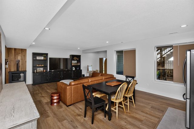 1904 SE Oliver Drive, Ankeny, IA 50021