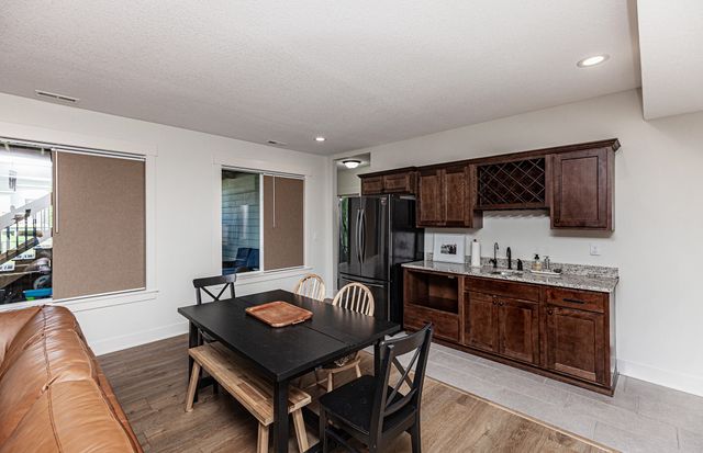 1904 SE Oliver Drive, Ankeny, IA 50021