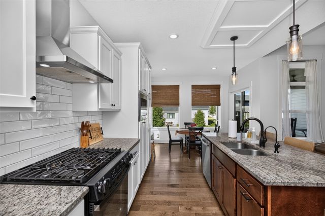1904 SE Oliver Drive, Ankeny, IA 50021