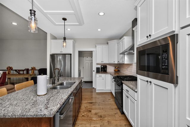 1904 SE Oliver Drive, Ankeny, IA 50021