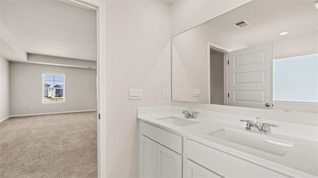 834 Trillium Drive, Locust Grove, GA 30248
