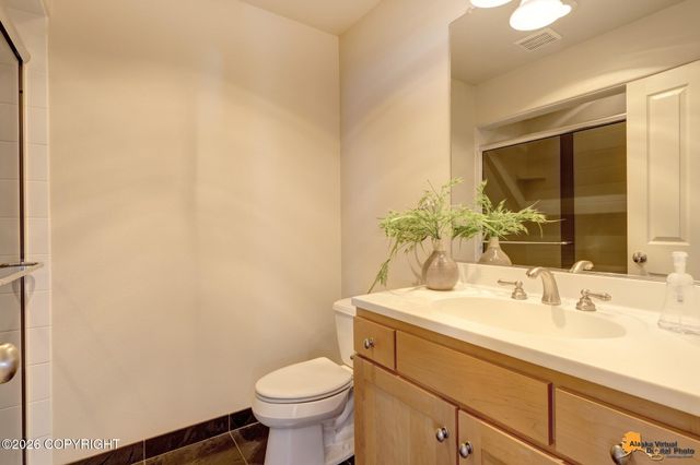 4742 Potter Crest Circle, Anchorage, AK 99516