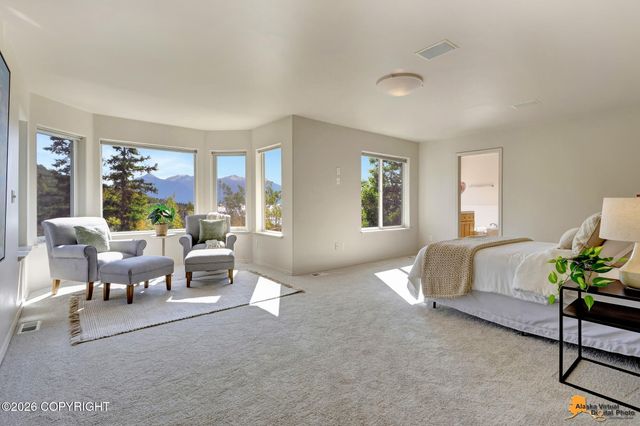 4742 Potter Crest Circle, Anchorage, AK 99516