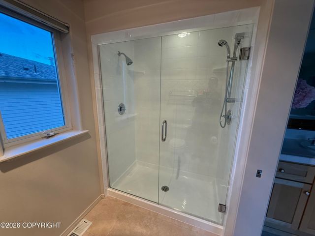 4742 Potter Crest Circle, Anchorage, AK 99516