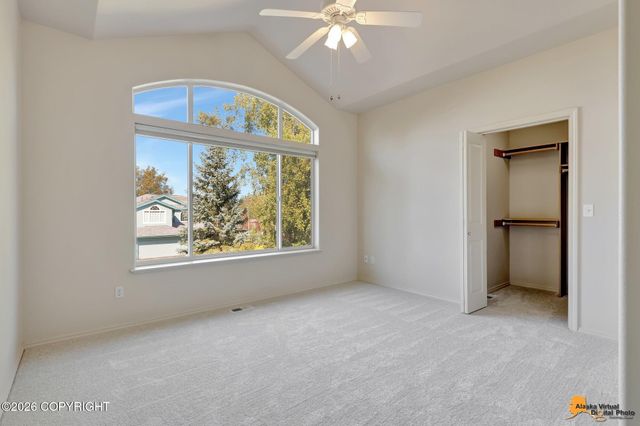 4742 Potter Crest Circle, Anchorage, AK 99516