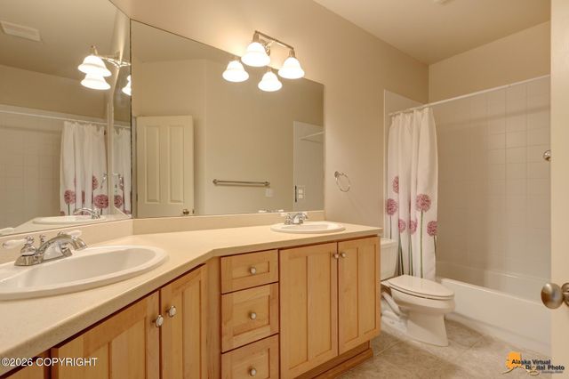 4742 Potter Crest Circle, Anchorage, AK 99516