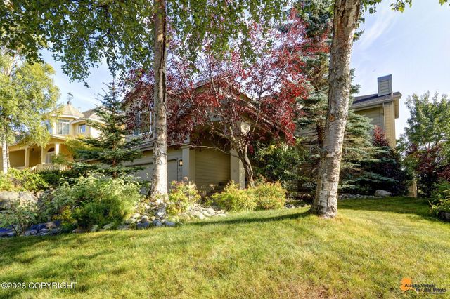 4742 Potter Crest Circle, Anchorage, AK 99516