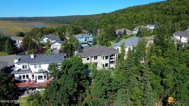 4742 Potter Crest Circle, Anchorage, AK 99516