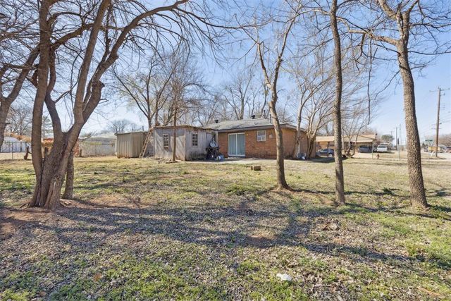 523 N Front Avenue, Noble, OK 73068