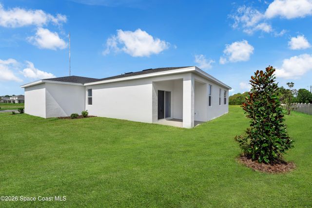 3355 Viridian Circle, Melbourne, FL 32904