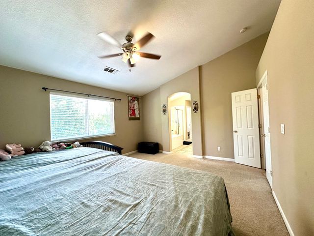 2259 Claremont Way, Yuba City, CA 95991