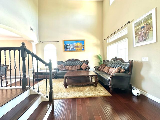 2259 Claremont Way, Yuba City, CA 95991