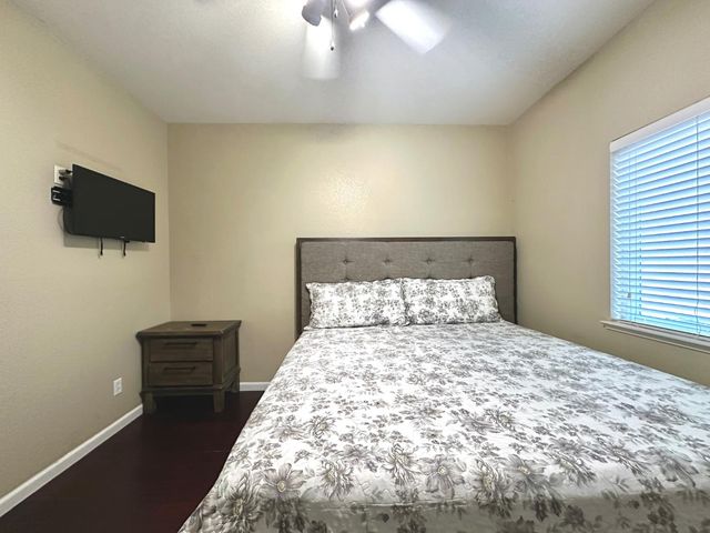 2259 Claremont Way, Yuba City, CA 95991