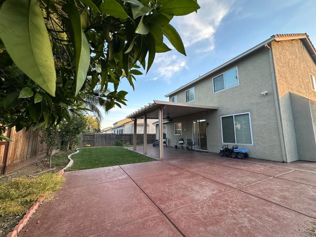 2259 Claremont Way, Yuba City, CA 95991