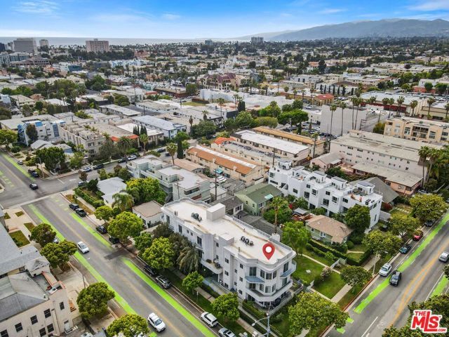 1325 ARIZONA Avenue 201, Santa Monica, CA 90404