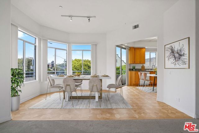 1325 ARIZONA Avenue 201, Santa Monica, CA 90404