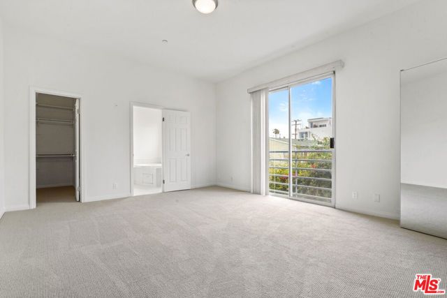 1325 ARIZONA Avenue 201, Santa Monica, CA 90404