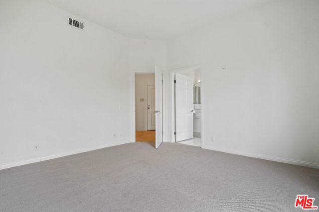 1325 ARIZONA Avenue 201, Santa Monica, CA 90404