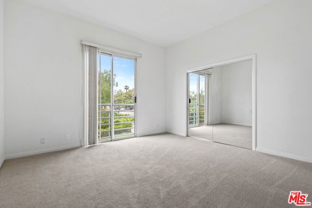 1325 ARIZONA Avenue 201, Santa Monica, CA 90404
