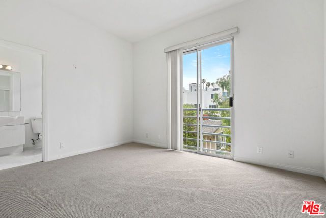 1325 ARIZONA Avenue 201, Santa Monica, CA 90404