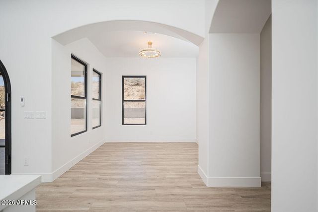 18609 W PORTER Drive, Goodyear, AZ 85338