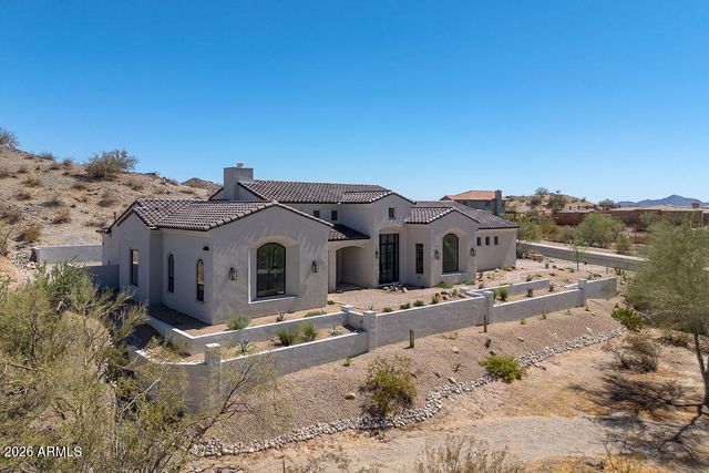 18609 W PORTER Drive, Goodyear, AZ 85338