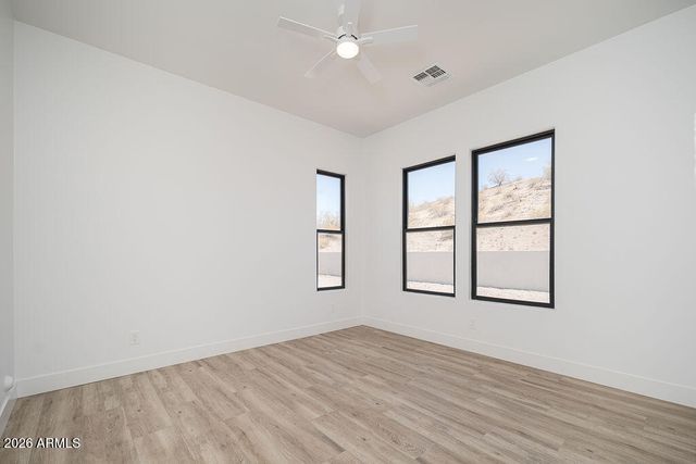 18609 W PORTER Drive, Goodyear, AZ 85338