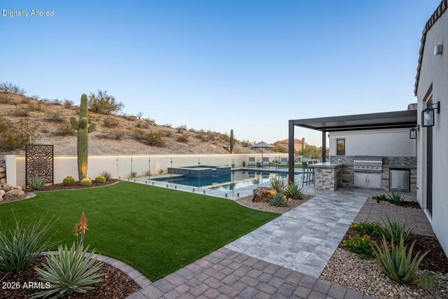 18609 W PORTER Drive, Goodyear, AZ 85338