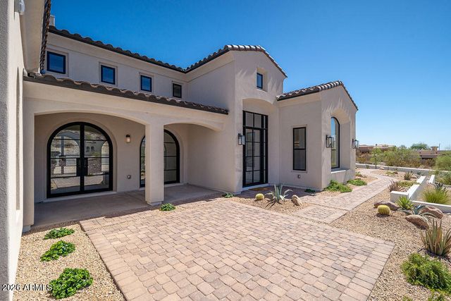 18609 W PORTER Drive, Goodyear, AZ 85338