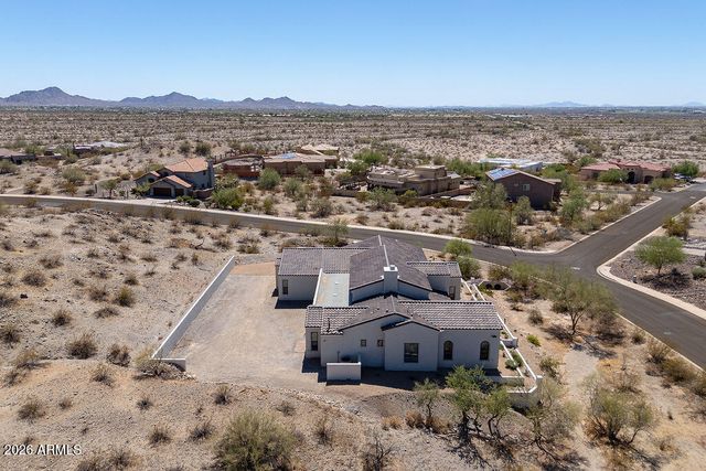 18609 W PORTER Drive, Goodyear, AZ 85338