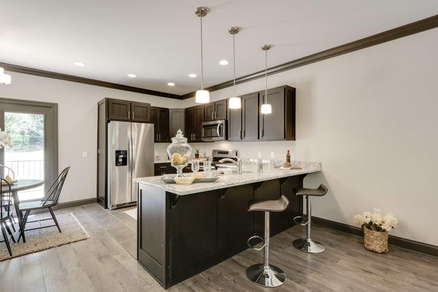 1064 E Elmwood Drive, Chattanooga, TN 37405