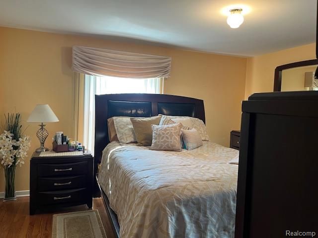 25611 Mulroy Drive, Southfield, MI 48033