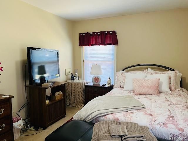 25611 Mulroy Drive, Southfield, MI 48033