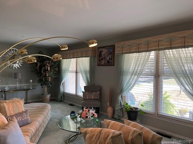 25611 Mulroy Drive, Southfield, MI 48033