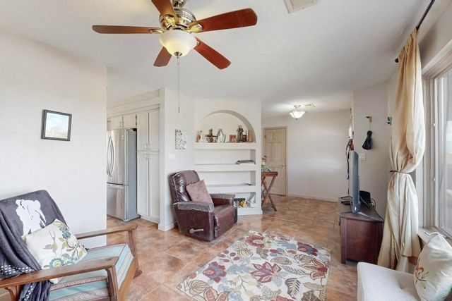 183 Sunrise Road, Santa Fe, NM 87507