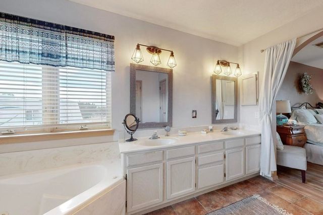 183 Sunrise Road, Santa Fe, NM 87507