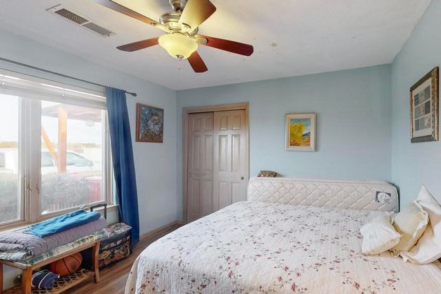 183 Sunrise Road, Santa Fe, NM 87507
