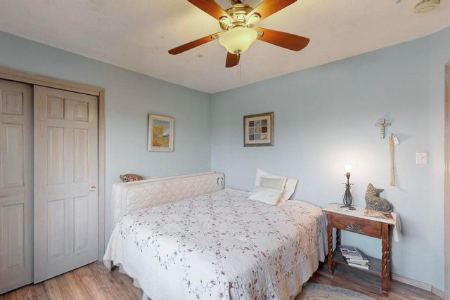 183 Sunrise Road, Santa Fe, NM 87507