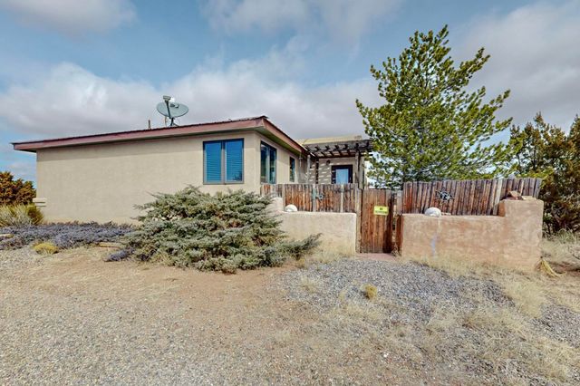 183 Sunrise Road, Santa Fe, NM 87507