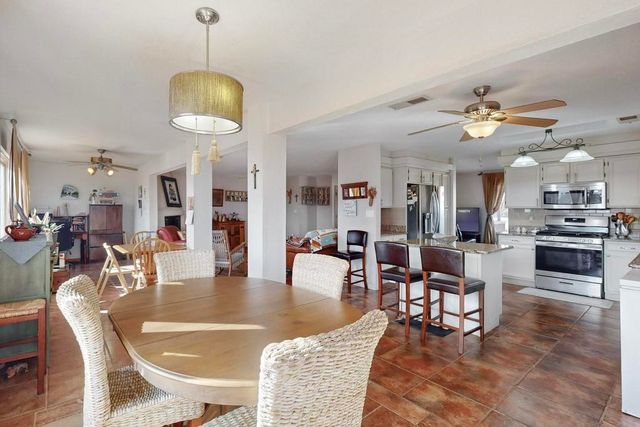 183 Sunrise Road, Santa Fe, NM 87507