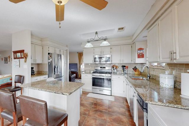 183 Sunrise Road, Santa Fe, NM 87507