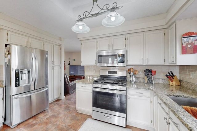 183 Sunrise Road, Santa Fe, NM 87507