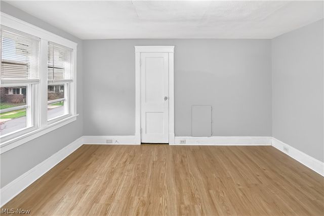 884 Nela View Road, Cleveland Heights, OH 44112