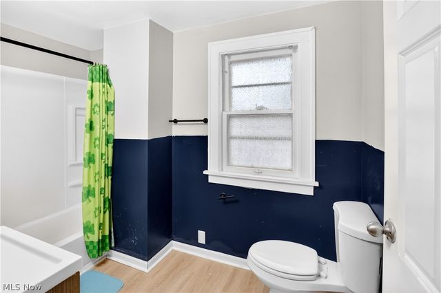 884 Nela View Road, Cleveland Heights, OH 44112