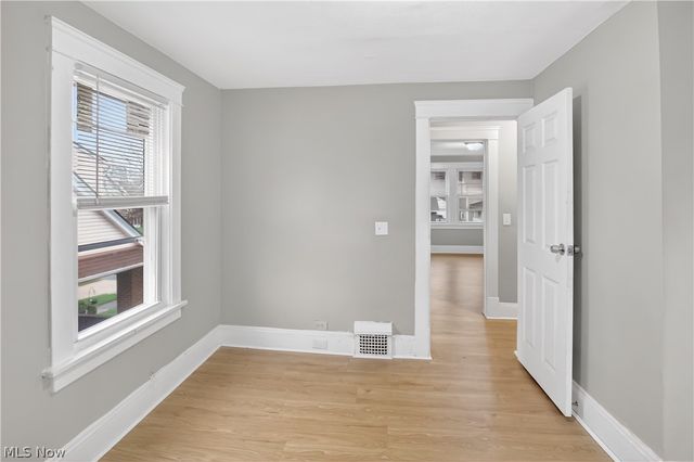 884 Nela View Road, Cleveland Heights, OH 44112