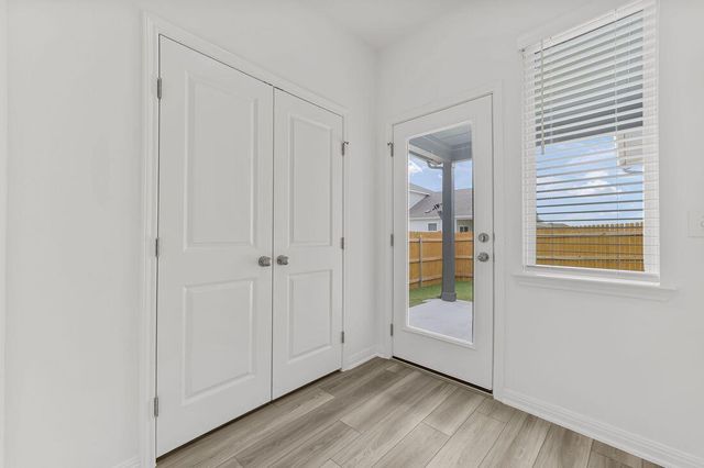 6008 Alfred Acres DR, Del Valle, TX 78617