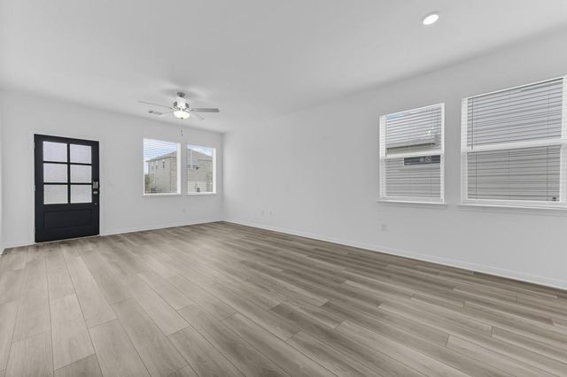 6008 Alfred Acres DR, Del Valle, TX 78617